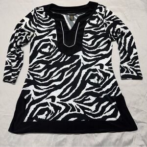 Susan Lawrence Black and White Animal Print Tunic Size Medium